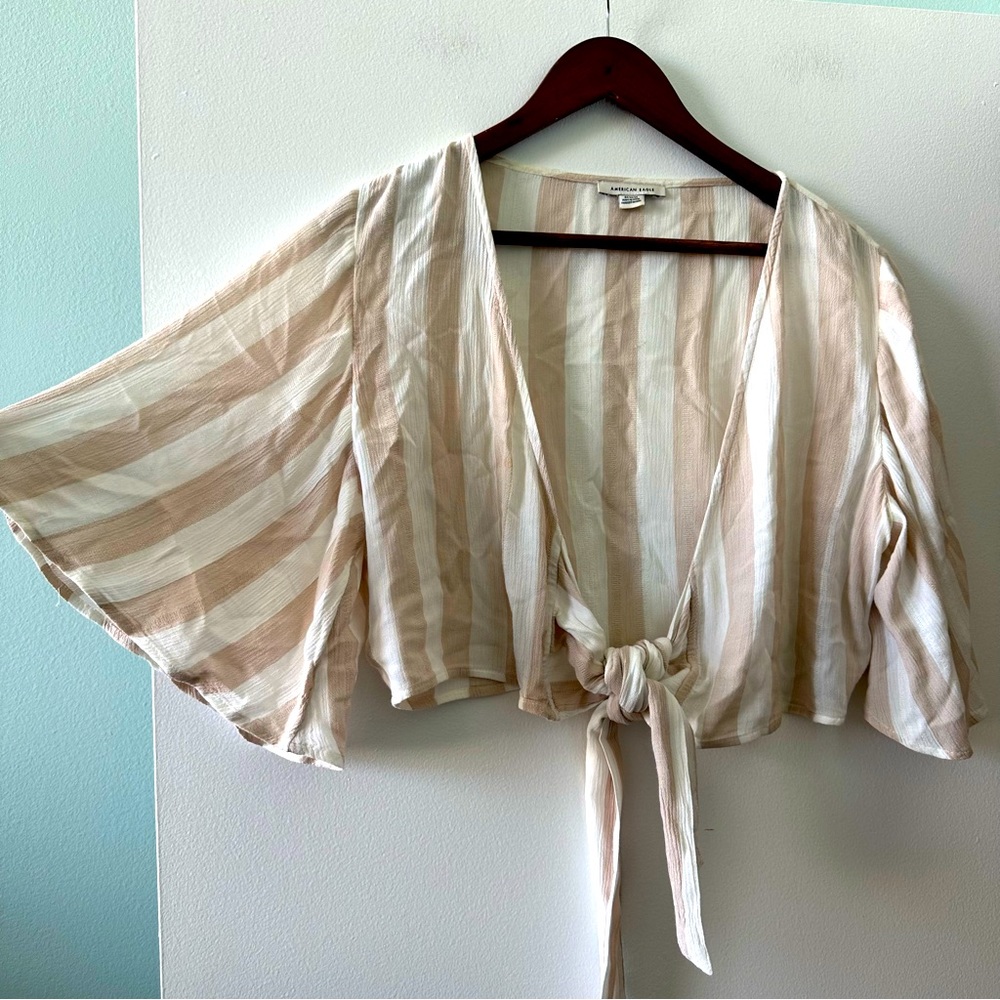 American Eagle AEO white & tan striped flowy cropped tie front top shirt - Picture 2 of 7